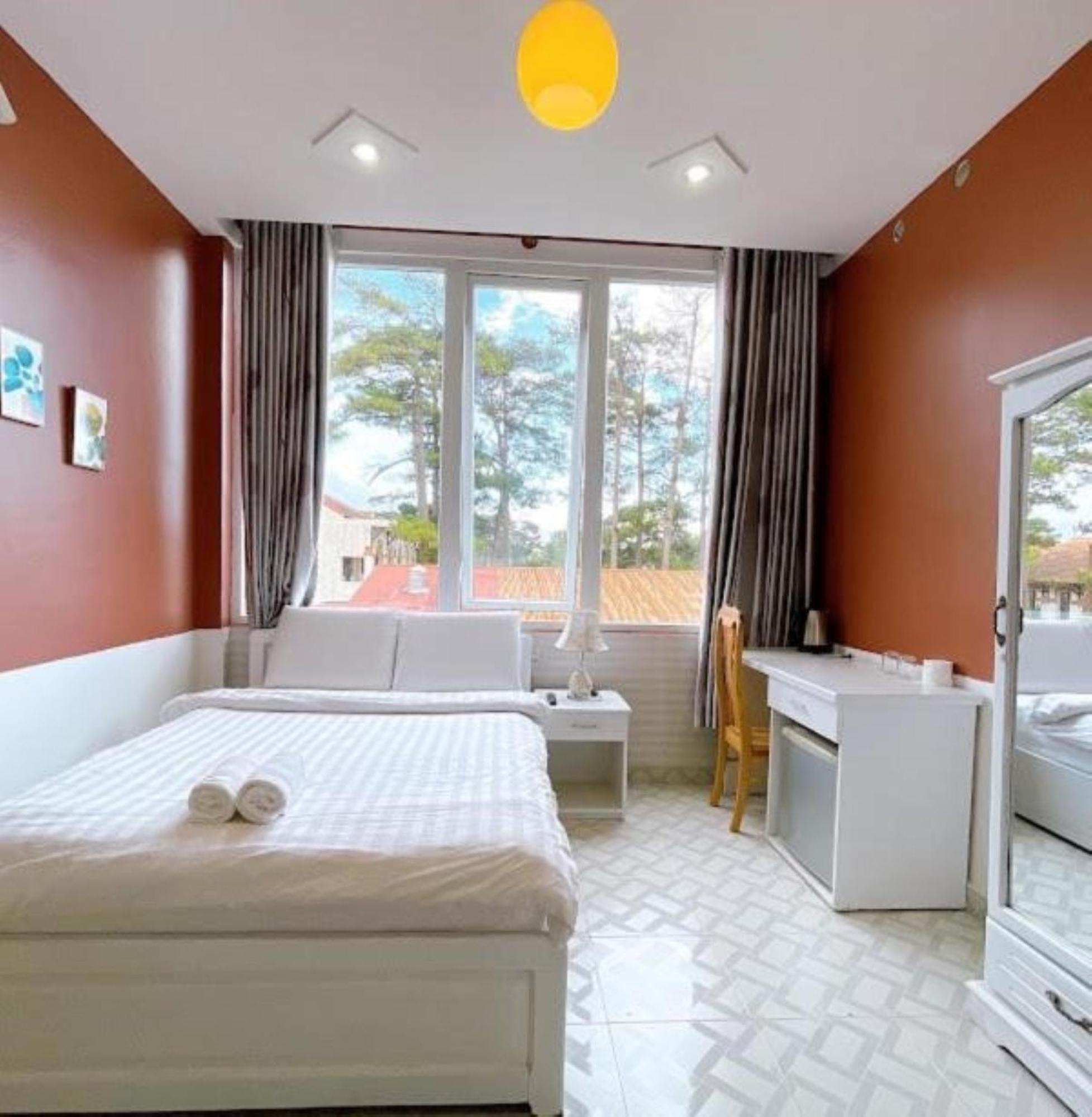 Hai Long Vuong Hotel Da Lat Exterior photo